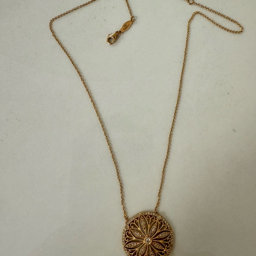 Intricate Gold Filigree Necklace